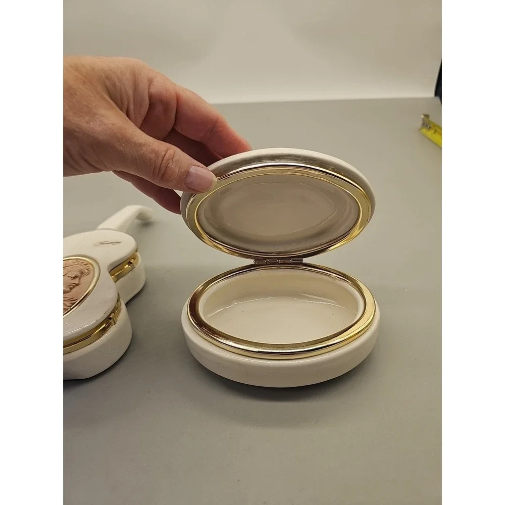 VTG Ceramic Hinged Trinket Dish w/ CAMEO Fontaine Capodimonte Italy Set Of 2